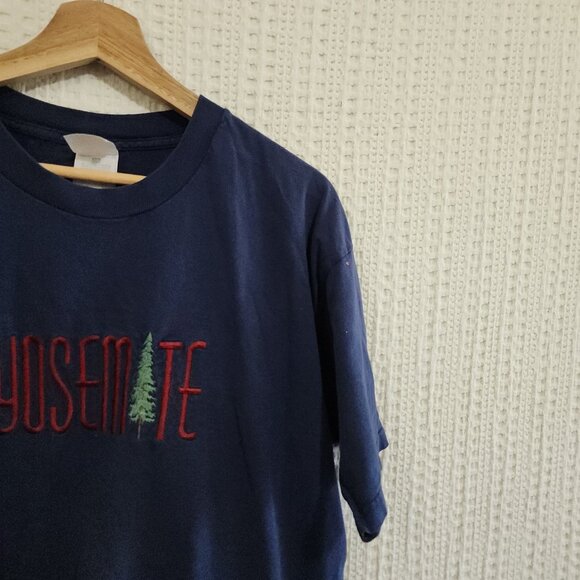 Vintage Yosemite Hike Embroidered Crewneck Shirt Navy Blue Size X-Large - Picture 7 of 10